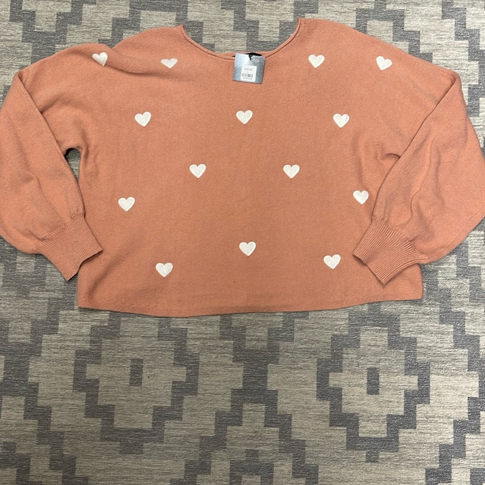 Adorable Cropped Sweater with hearts